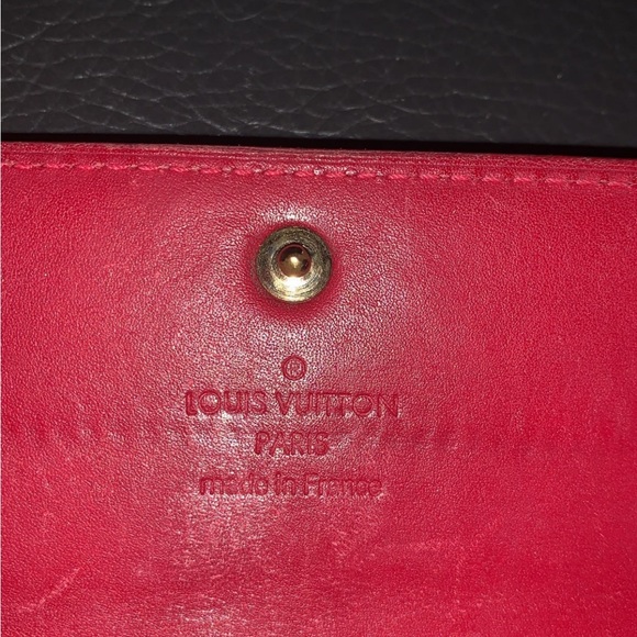 LV Vernis Wallet - Picture 7 of 13